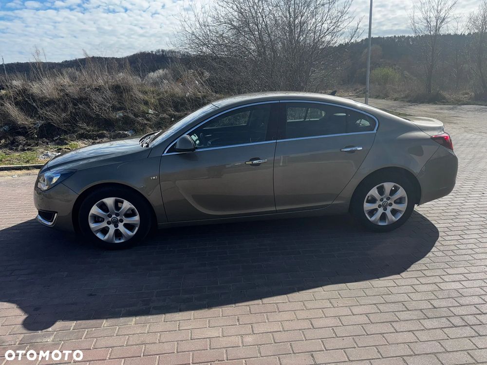 Opel Insignia 1.6 T Cosmo S&S - 18