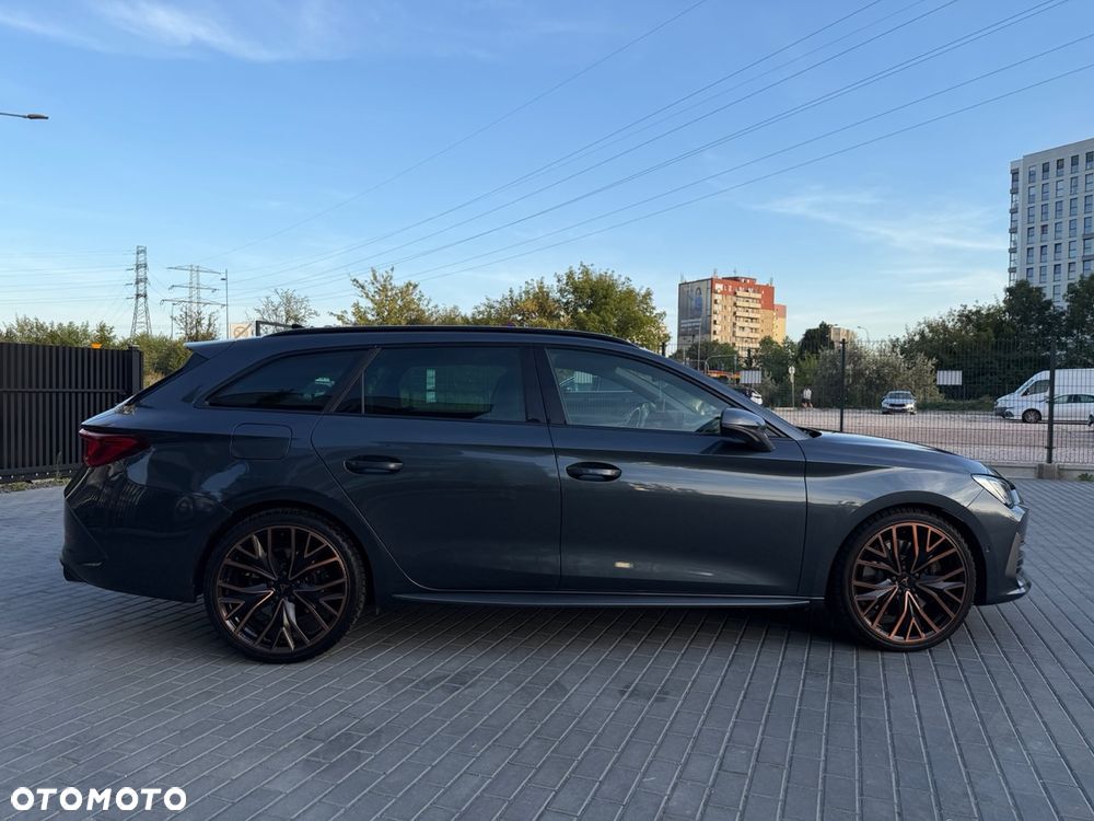 Cupra Leon Sportstourer 2.0 TSI 4Drive VZ Cup DSG - 5