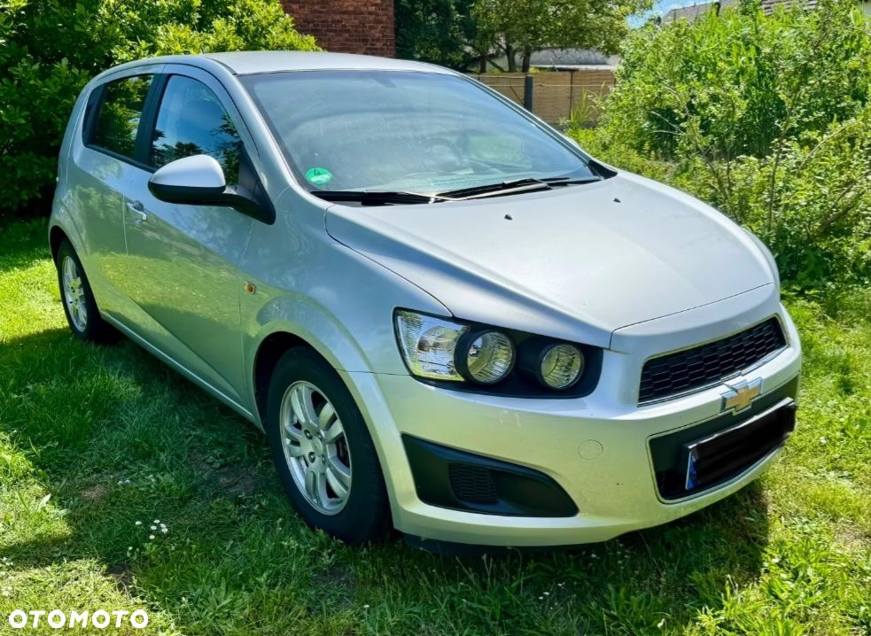 Chevrolet Aveo - 2