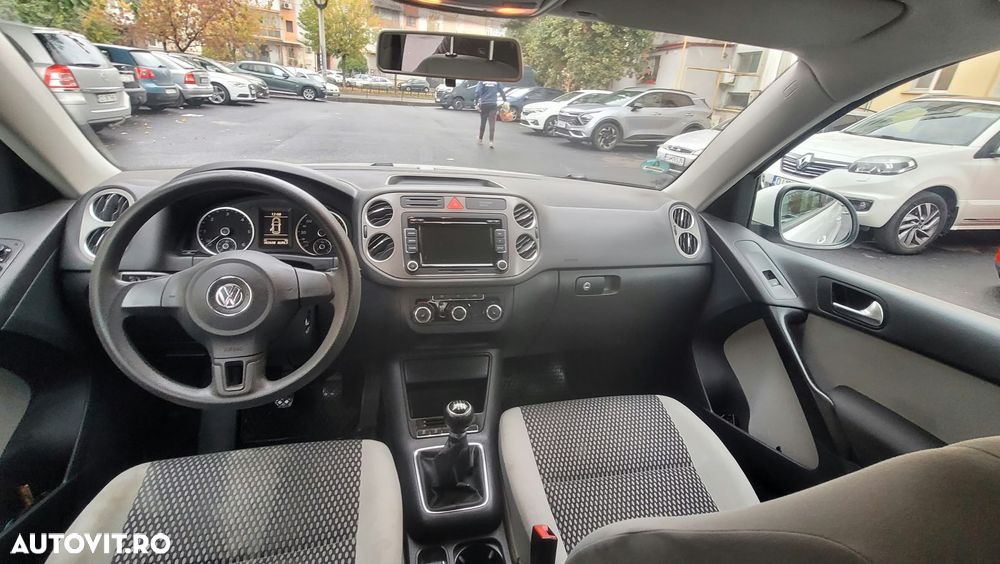 Volkswagen Tiguan - 10