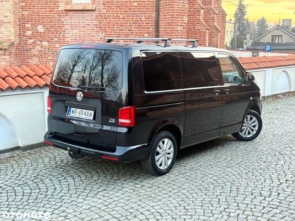Volkswagen Multivan - 15