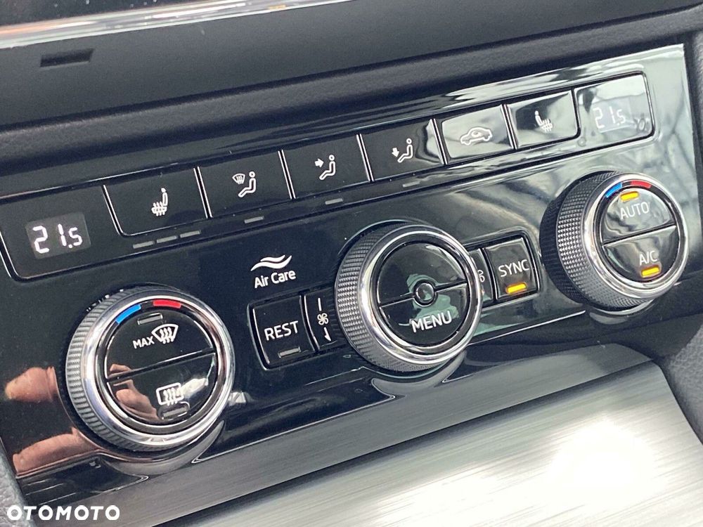 Skoda Superb 1.5 TSI Ambition DSG - 37