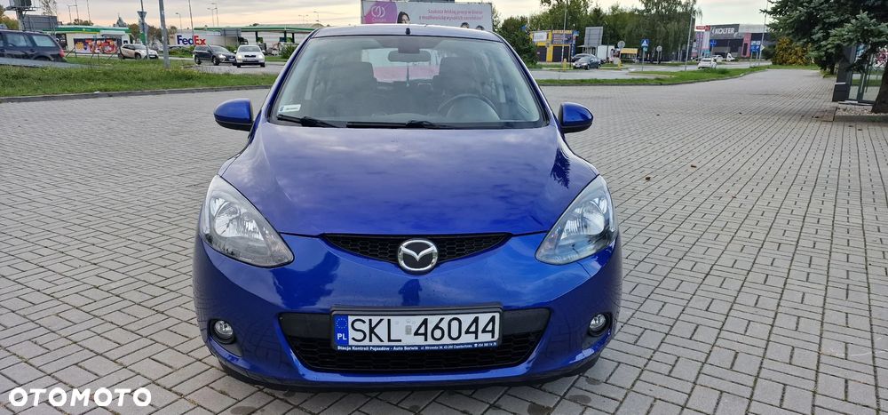 Mazda 2 - 18