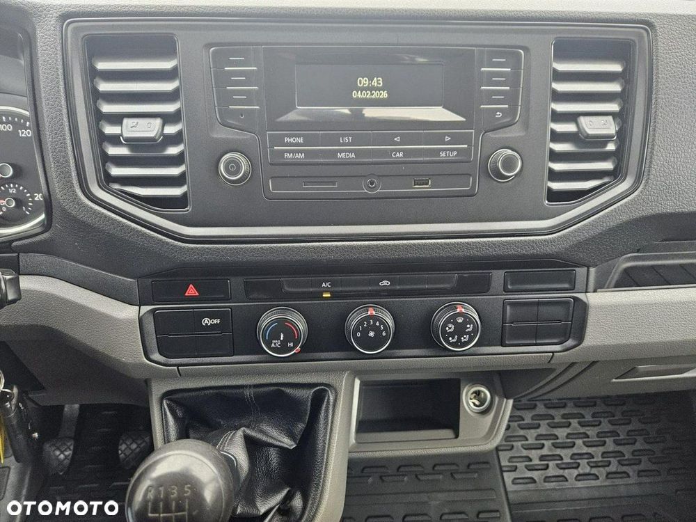 Volkswagen Crafter - 17