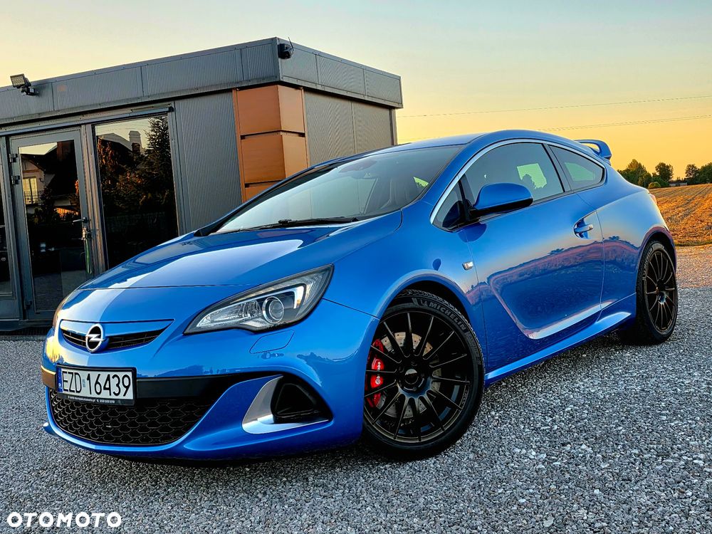 Opel Astra OPC - 1
