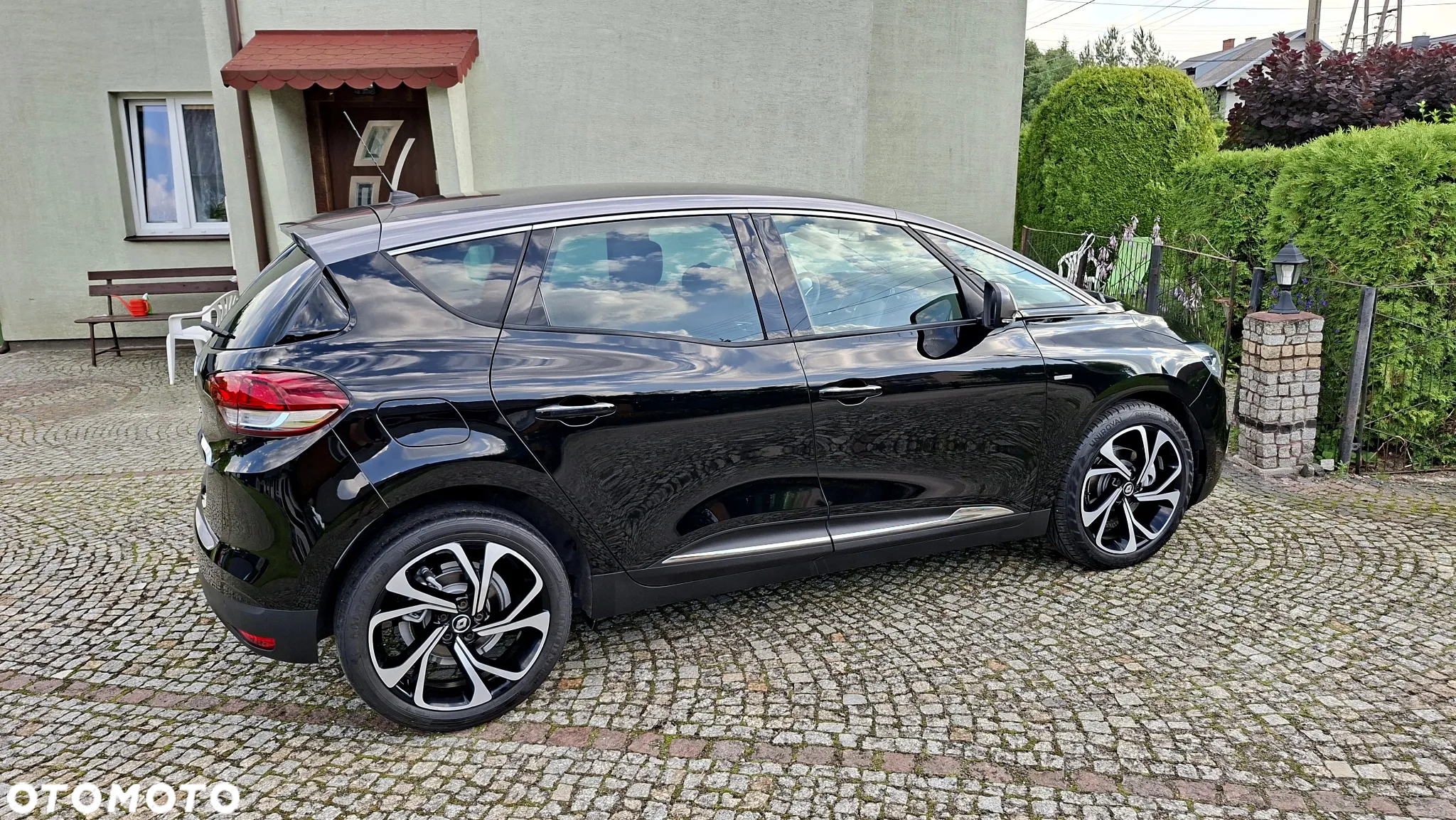Renault Scenic ENERGY dCi 130 Euro 6 S&S Bose Edition - 18