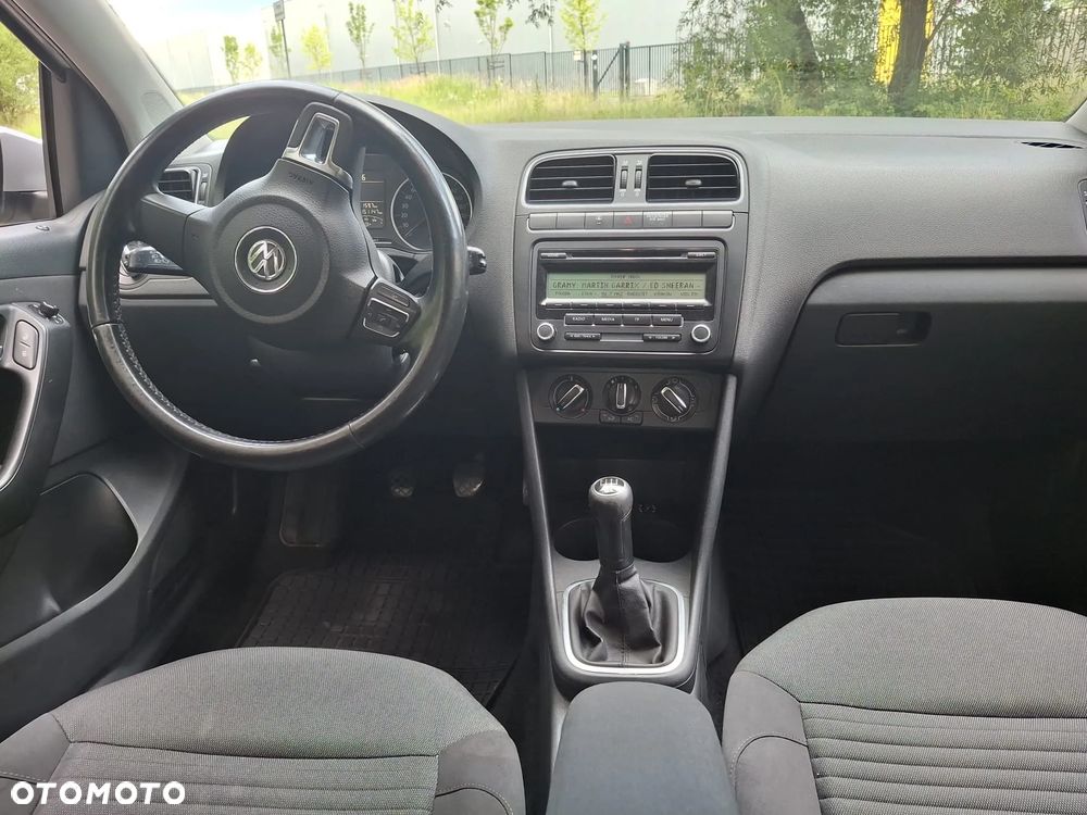 Volkswagen Polo - 6
