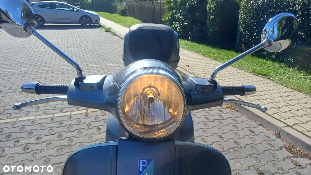 Vespa GT - 10
