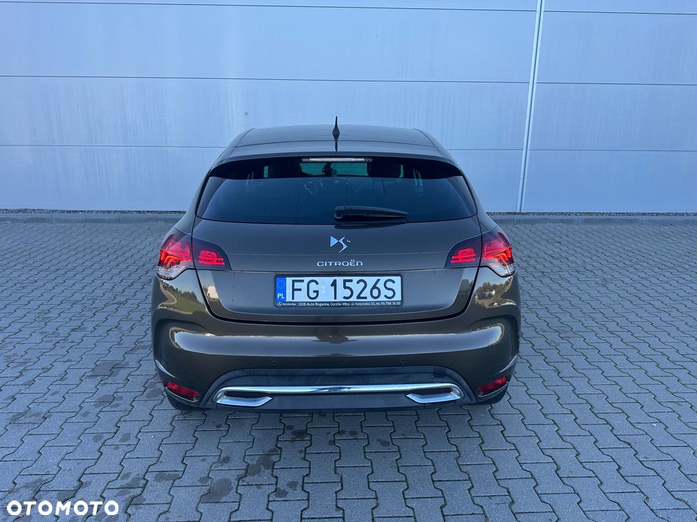 Citroën DS4 1.6 THP SoChic - 10