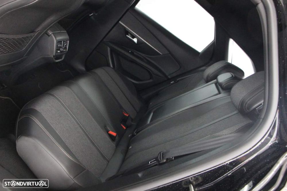 Peugeot 3008 1.5 BlueHDi GT Line - 6