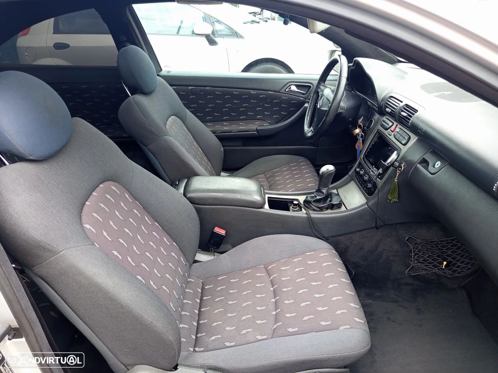 Mercedes-Benz C 220 CDI Sportcoupe - 24