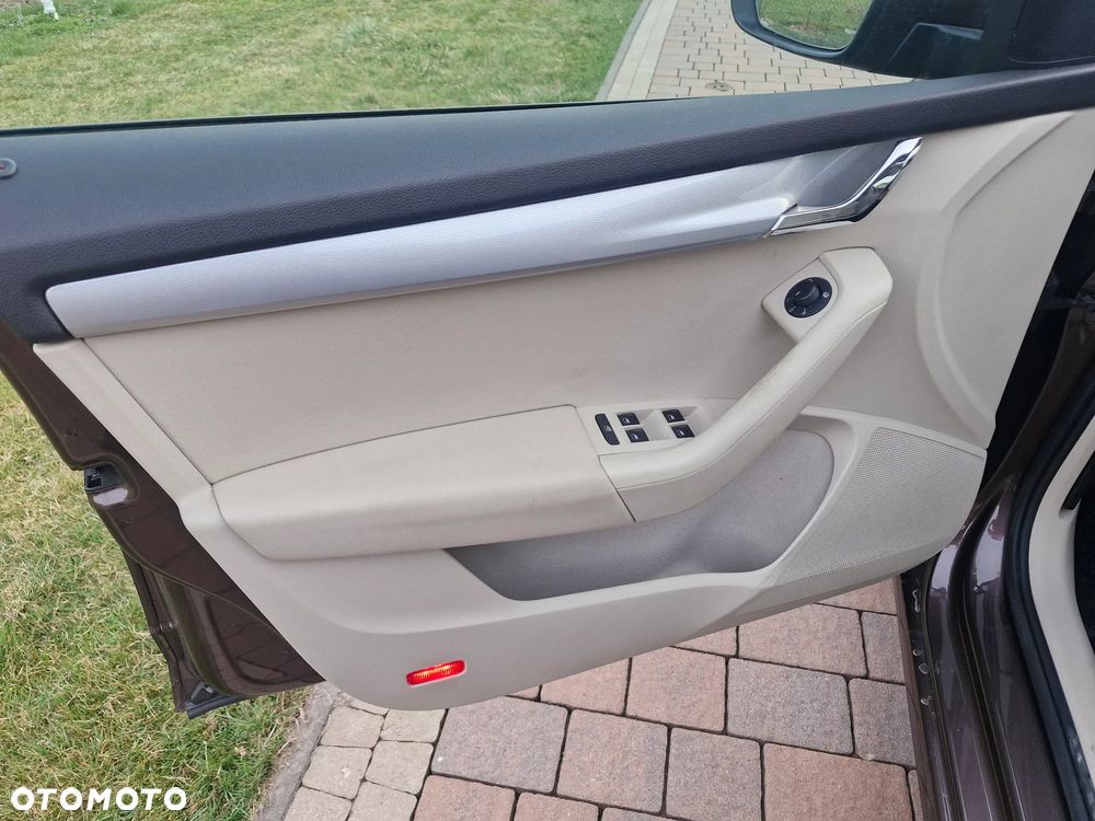 Skoda Octavia 1.8 TSI Green tec DSG Elegance - 14