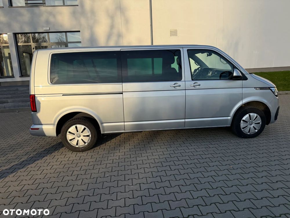 Volkswagen Caravelle 6.1 2.0 TDI L2 Comfortline - 4