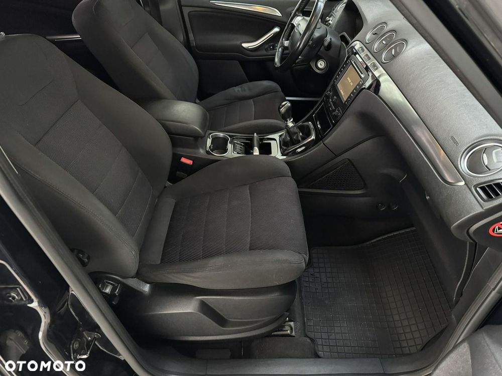 Ford S-Max 2.0 TDCi DPF Titanium - 18
