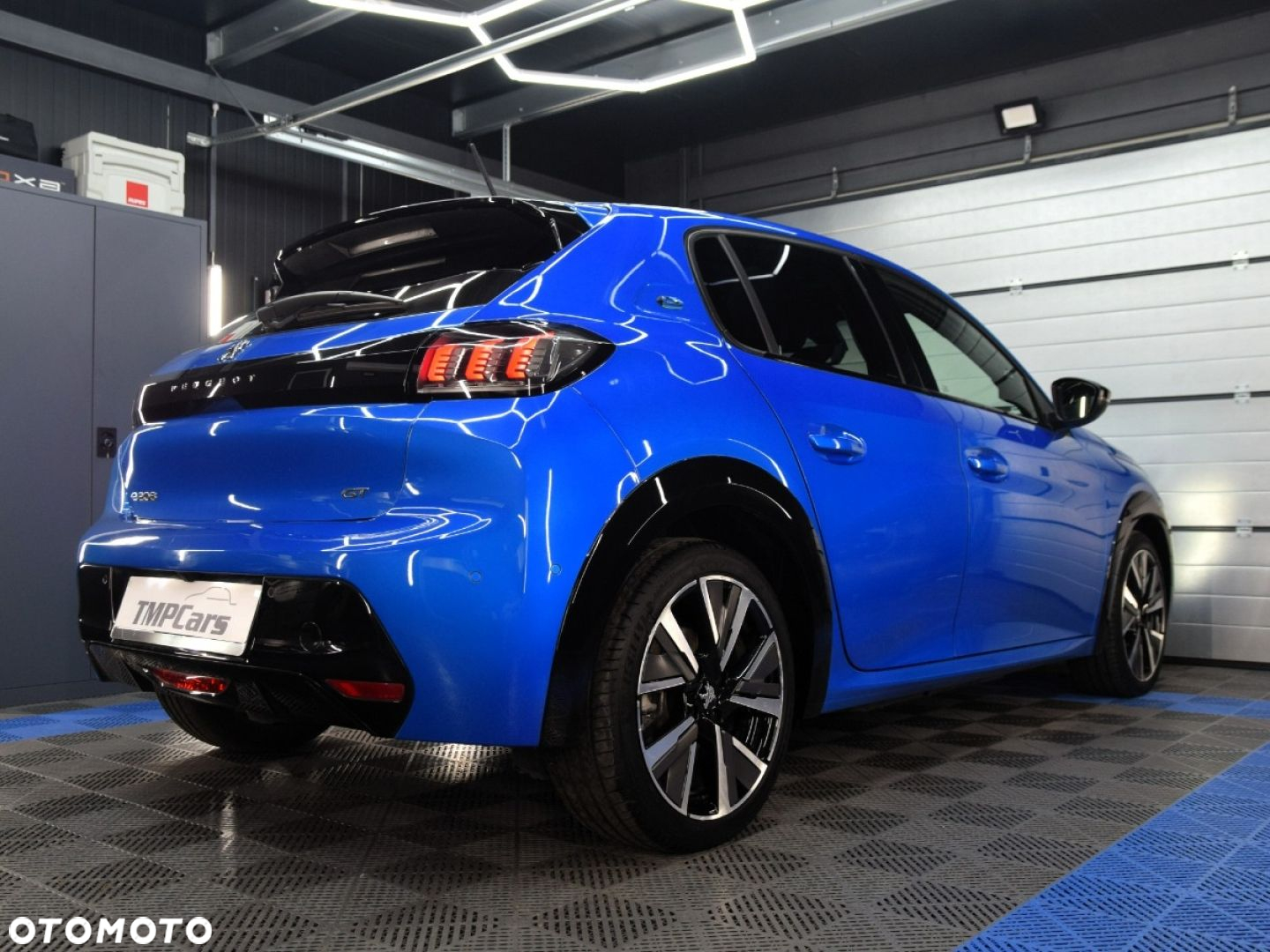 Peugeot 208 - 2