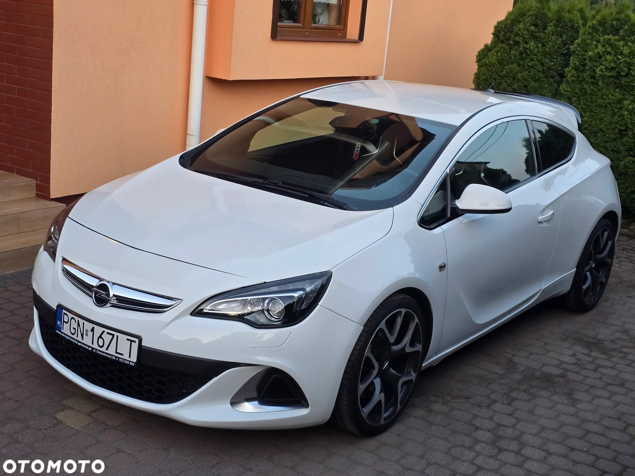 Opel Astra IV GTC OPC - 5