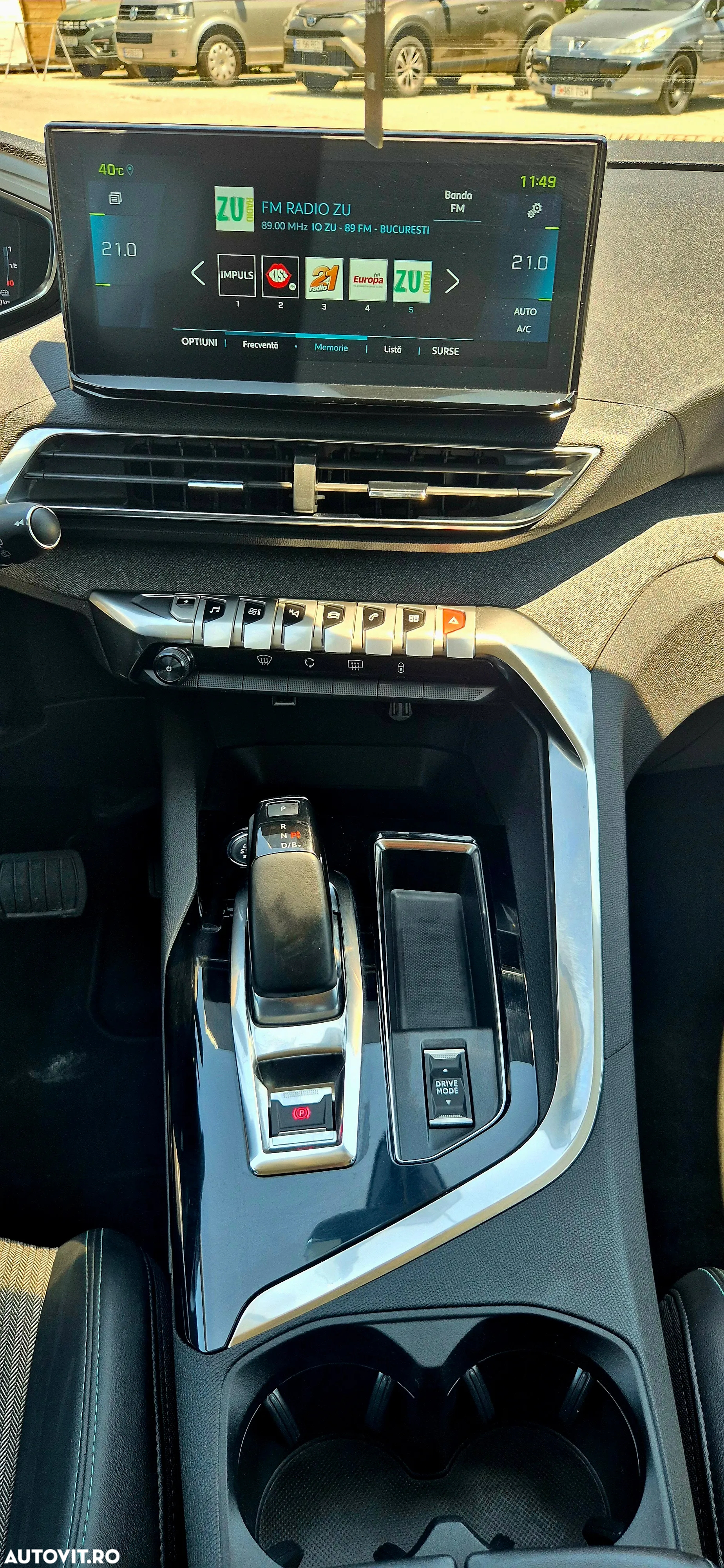 Peugeot 3008 PHEV EAT8 Allure - 12