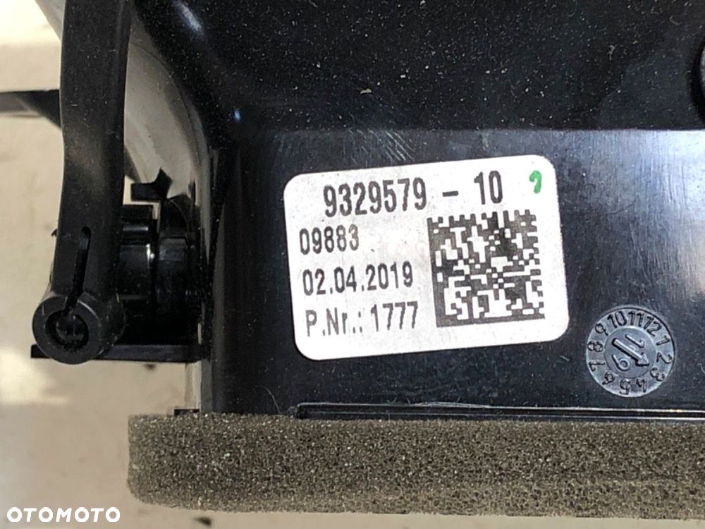 KRATKA NAWIEWU PRZÓD  BMW 5 (G30, F90) 2016 - 2022 530 e Plug-in-Hybrid 135 kW [184 KM] Hybryda - 4