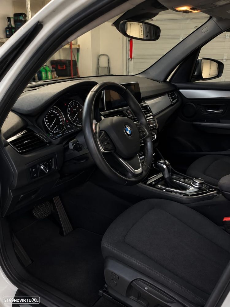 BMW 225xe Active Tourer - 4