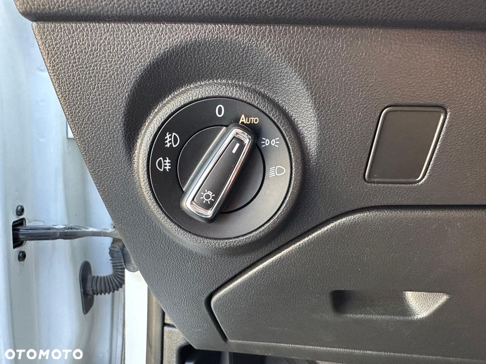 Seat Leon 2.0 TDI DPF DSG FR - 17