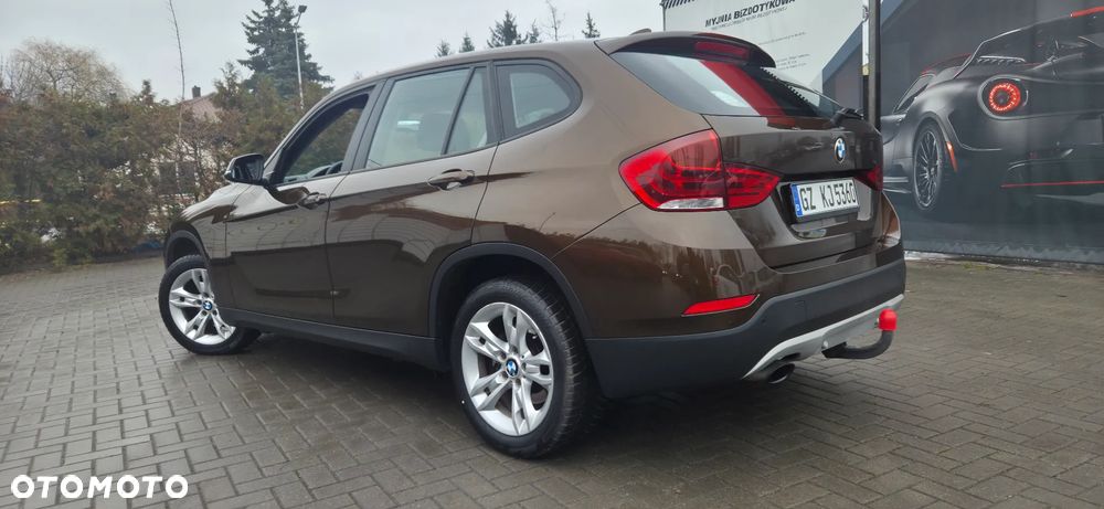 BMW X1 xDrive20d xLine - 10