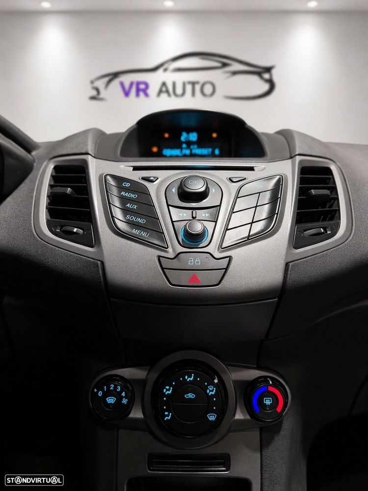 Ford Fiesta 1.5 TDCi Trend - 8