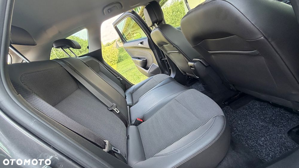 Opel Astra 1.4 Turbo - 7