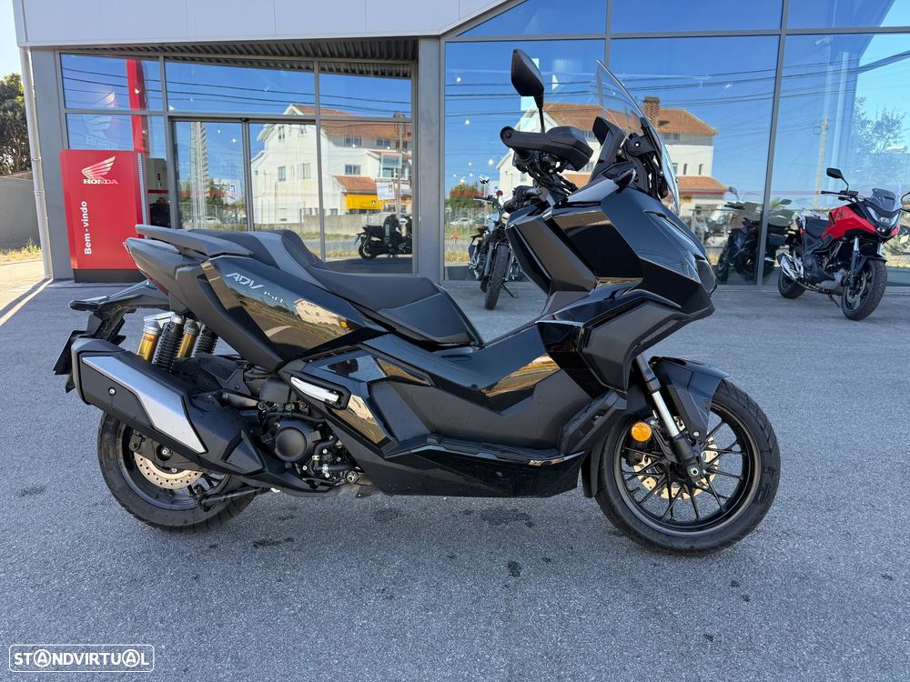 Honda ADV - 2