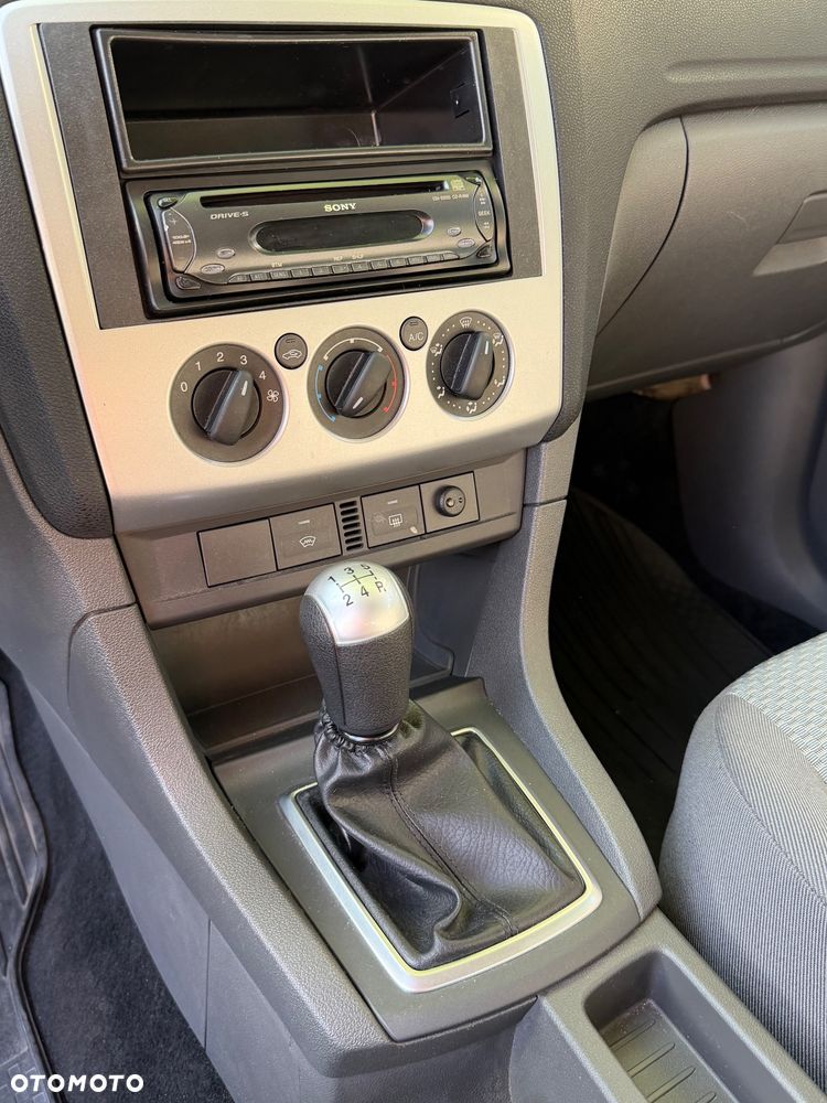 Ford Focus 1.6 FX Silver - 21