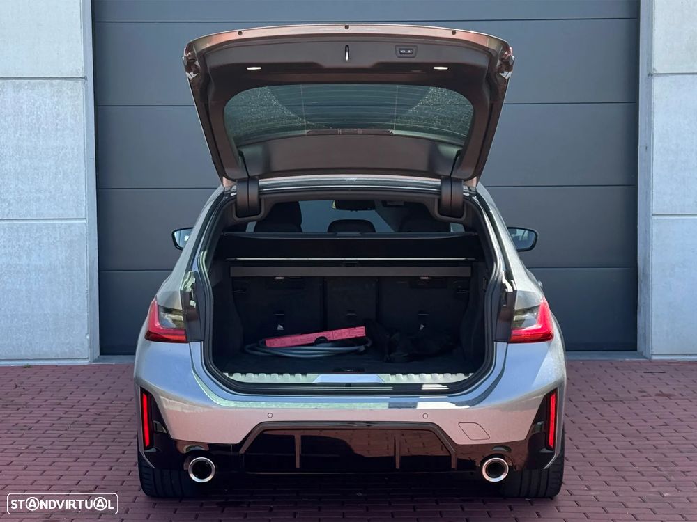 BMW 330 e Pack Desportivo M Auto - 14
