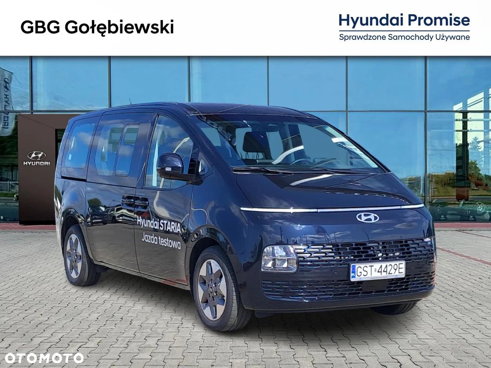 Hyundai Staria 1.6 T-GDI HEV Smart VIP - 2