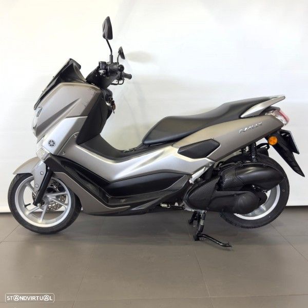Yamaha NMAX - 4