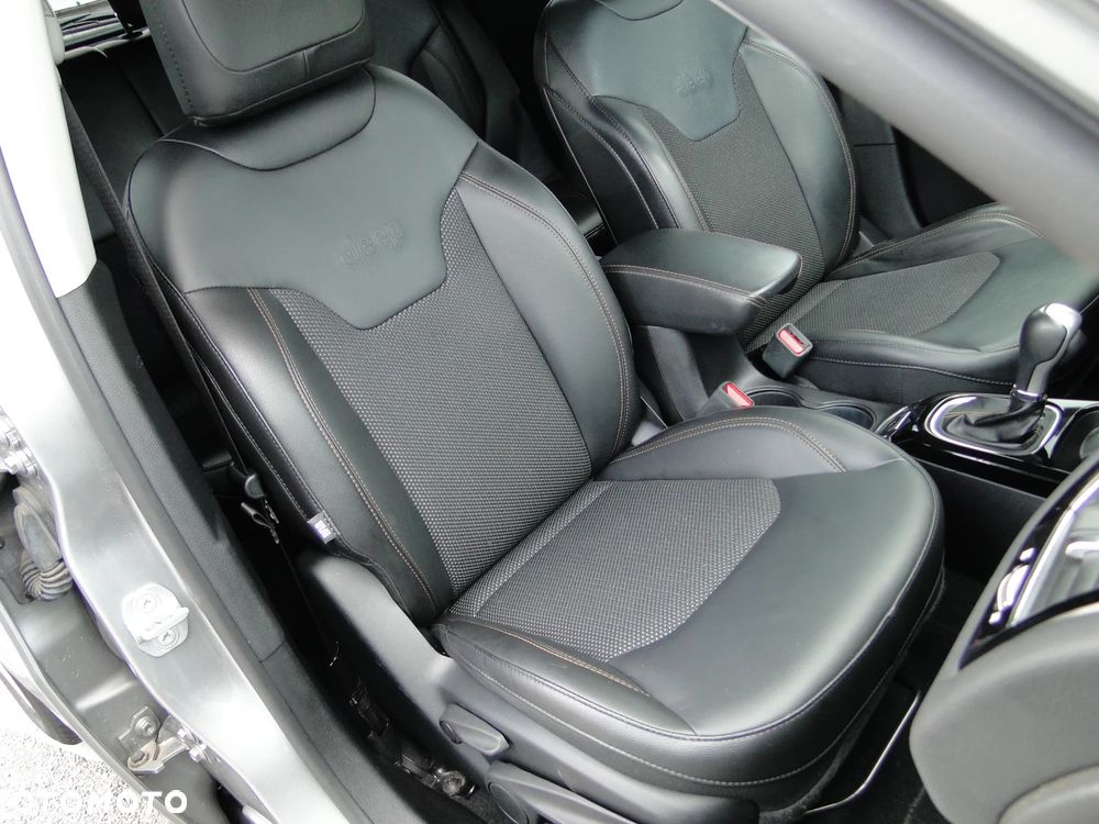 Jeep Compass 1.4 TMair Limited 4WD S&S - 30