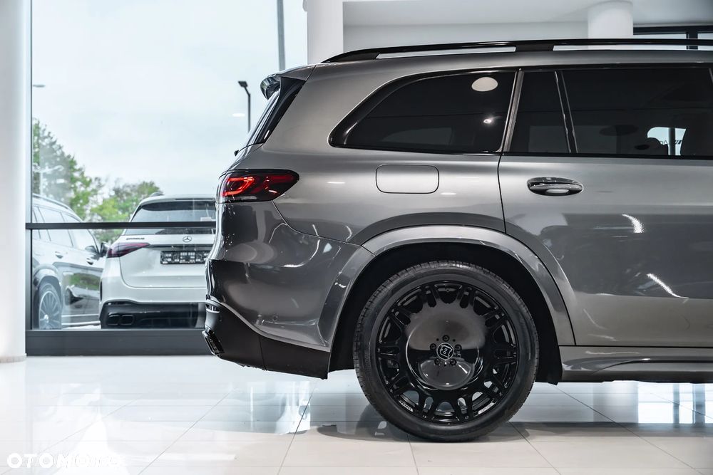 Mercedes-Benz GLS - 12