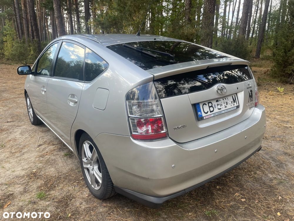 Toyota Prius 2005 photo 3