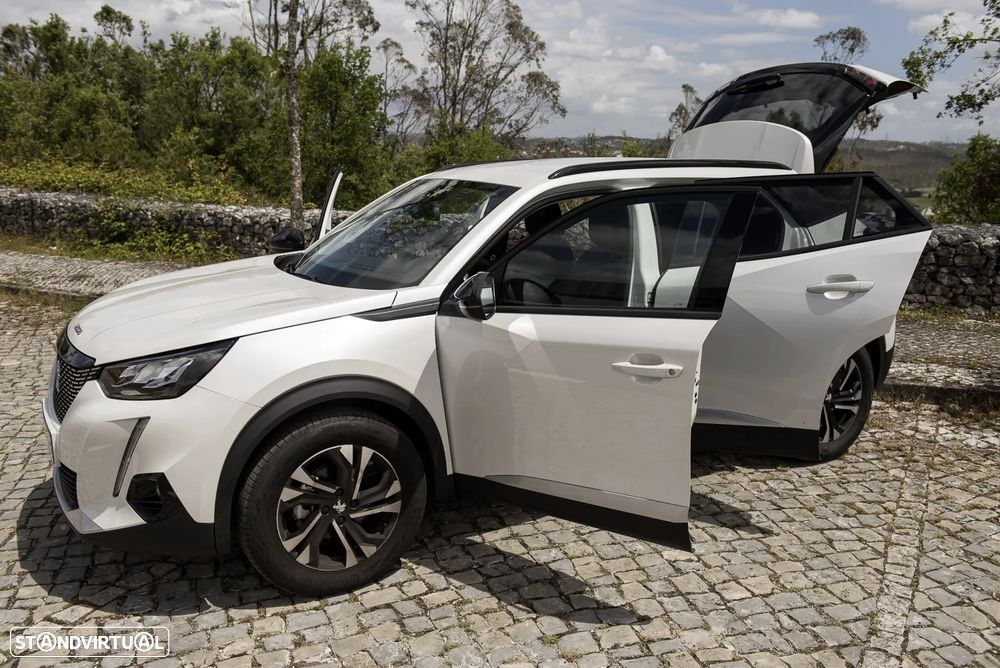Peugeot 2008 1.2 PureTech Allure Pack EAT8 - 10