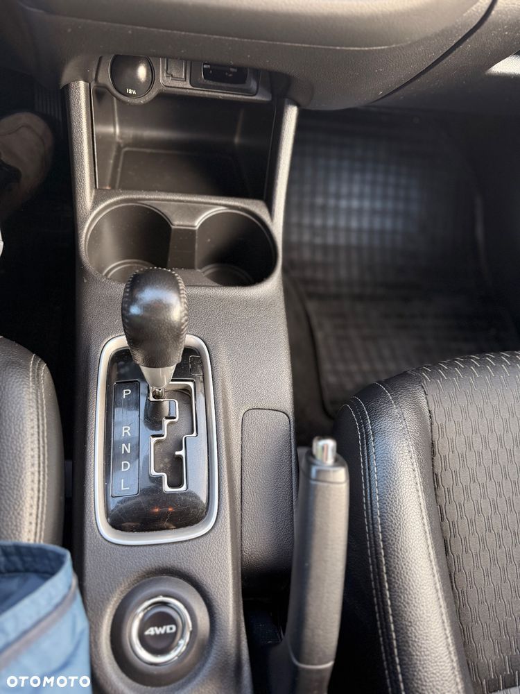 Mitsubishi Outlander 2.2 DID Intense + 4WD - 14