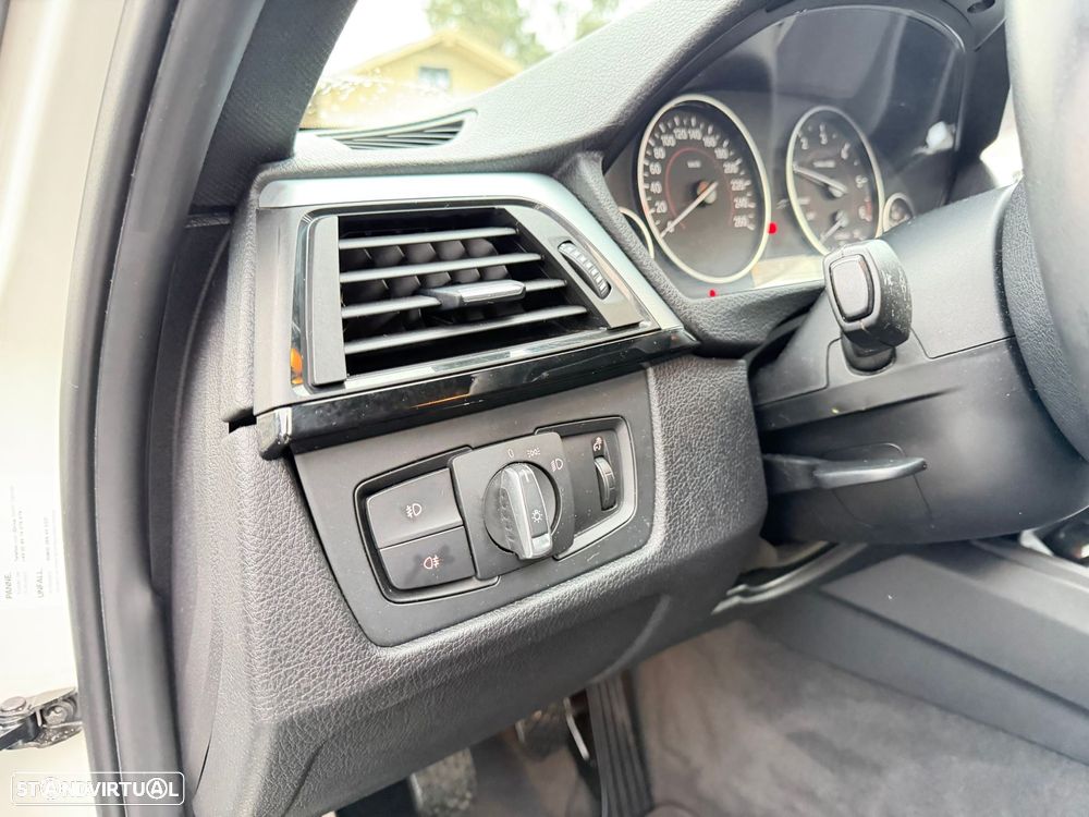 BMW 318 d Pack M - 27