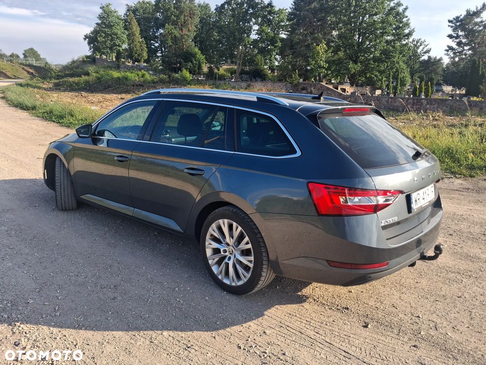Skoda Superb 1.5 TSI ACT DSG Ambition - 4