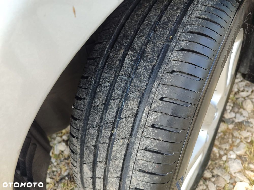 Toyota Corolla Verso - 21