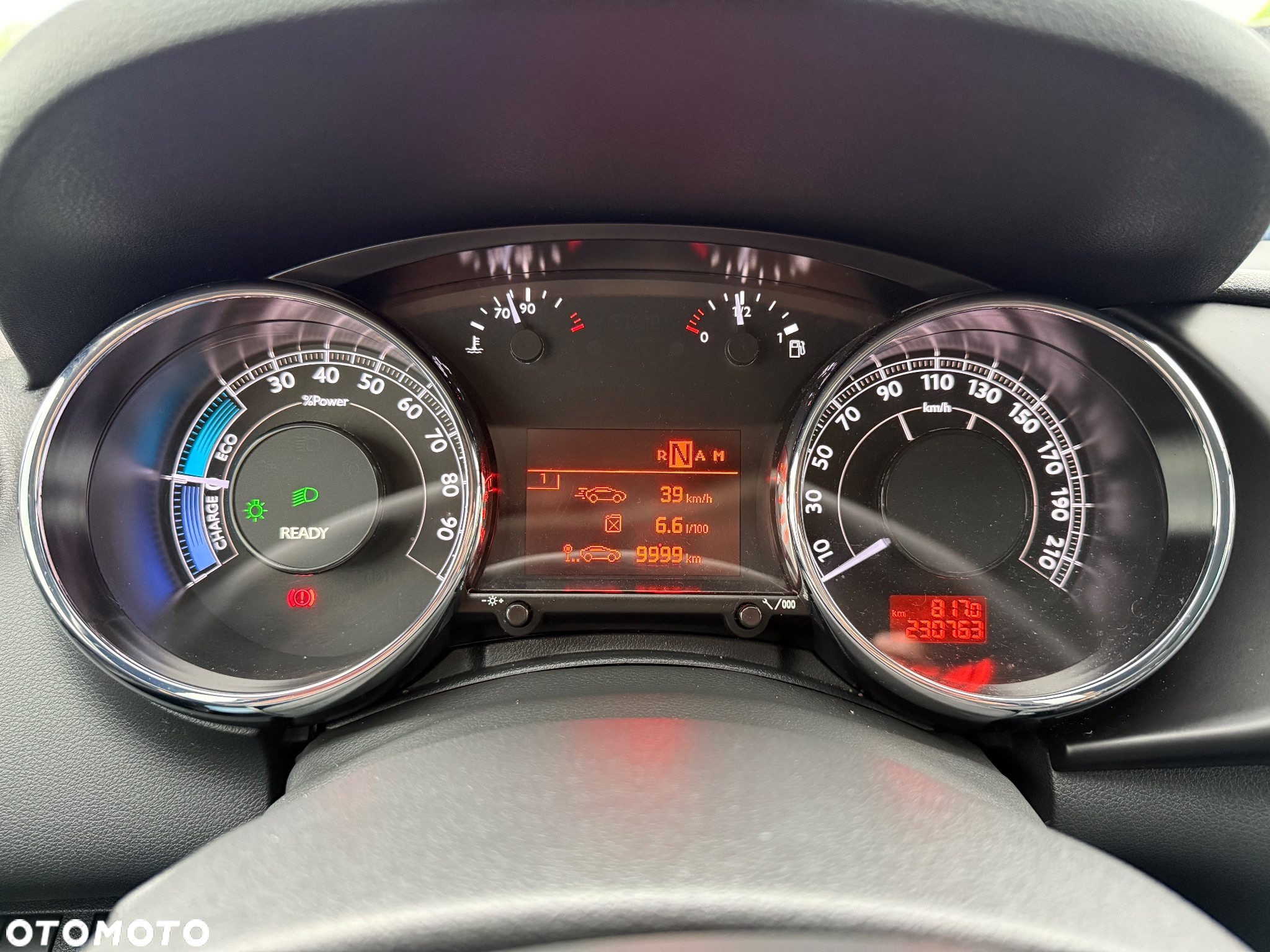Peugeot 3008 2.0 HDi HYbrid4 - 15