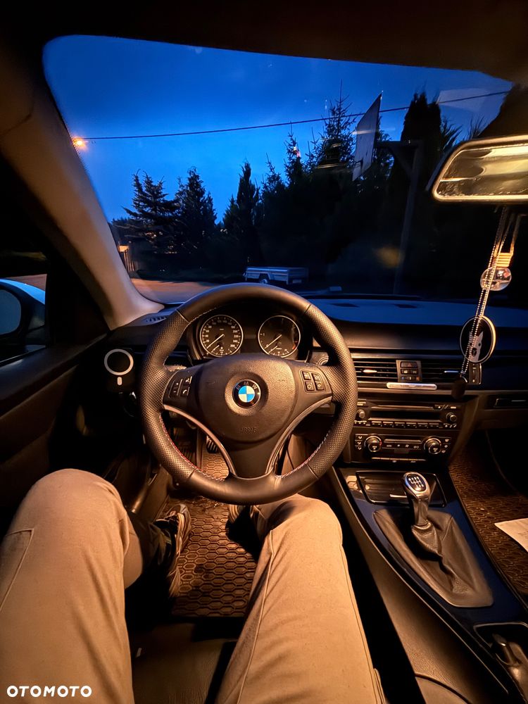 BMW Seria 3 320d - 18