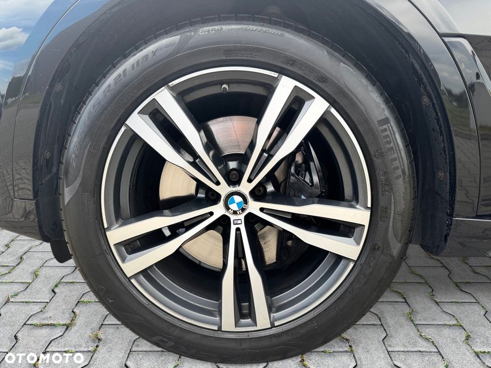 BMW X7 - 10