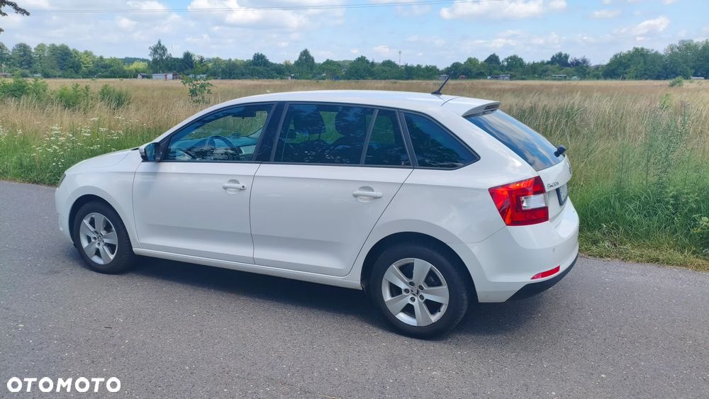 Skoda RAPID 1.2 TSI Ambition - 2