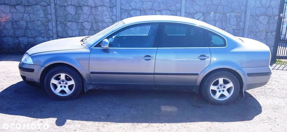 Drzwi lewe prawe przód tył Passat B5 Lift Sedan lak. LD7W - 2