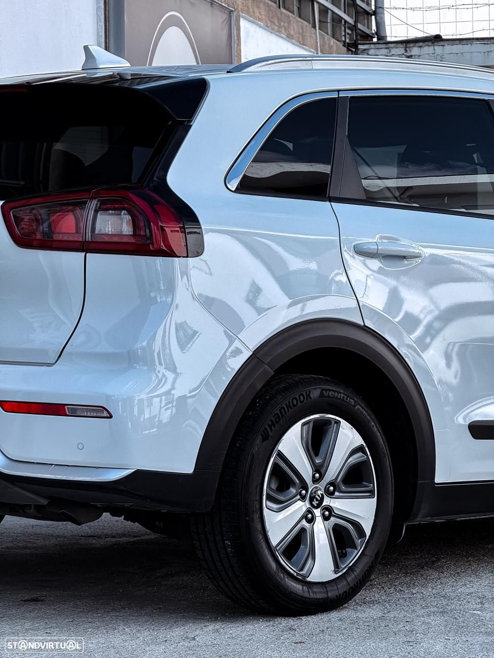 Kia Niro 1.6 GDi HEV EX - 9