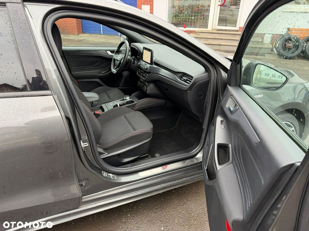 Ford Focus - 22