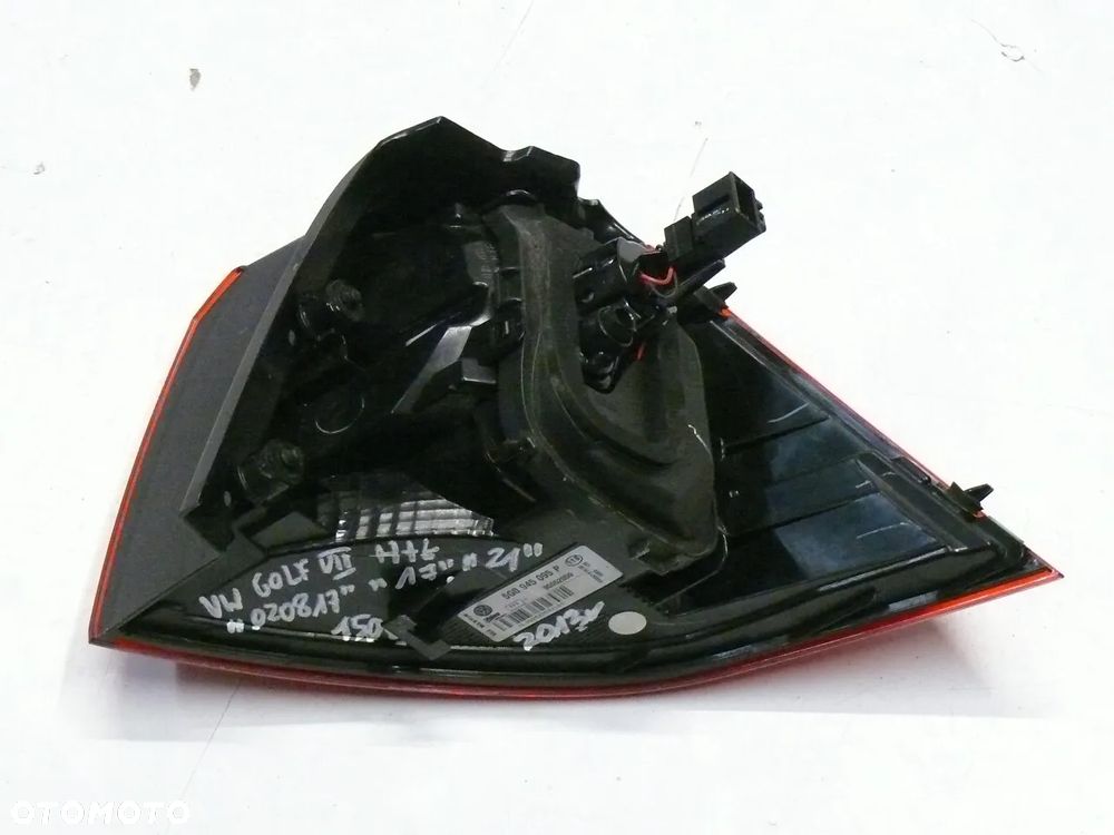 LAMPA TYLNA LEWA VOLKSWAGEN GOLF VII 5G0 2012 2020 HB - 2
