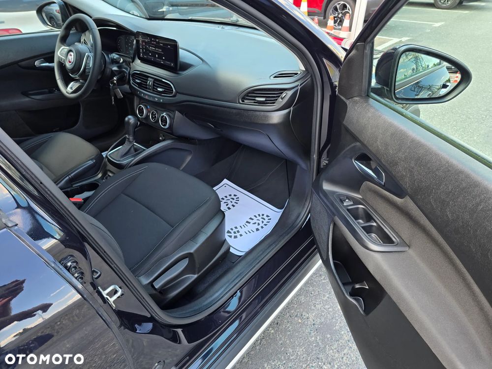 Fiat Tipo 1.5 Hybrid DCT - 11