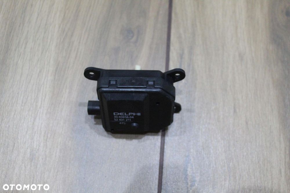 SILNICZEK NAGRZEWNICY OPEL ASTRA H 52431211 - 1